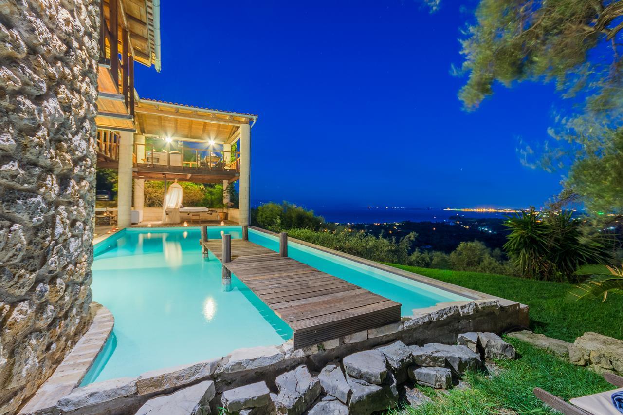 Bournella Villa *